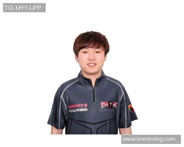 s15电竞总决赛热议EDG在CSGO中的配合变革与战术创新分析